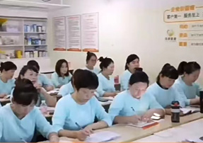 上海育儿嫂培训